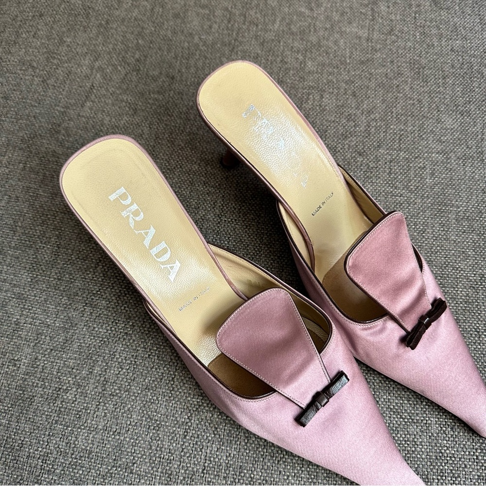 Vintage Prada satin mauve mule heels - Picture 4 of 10